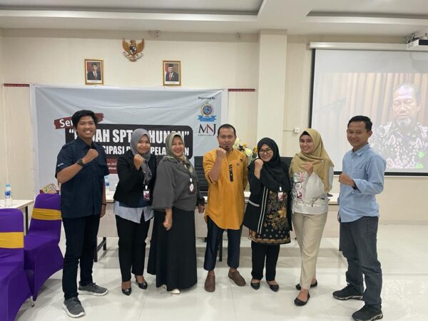 Gathering (1)